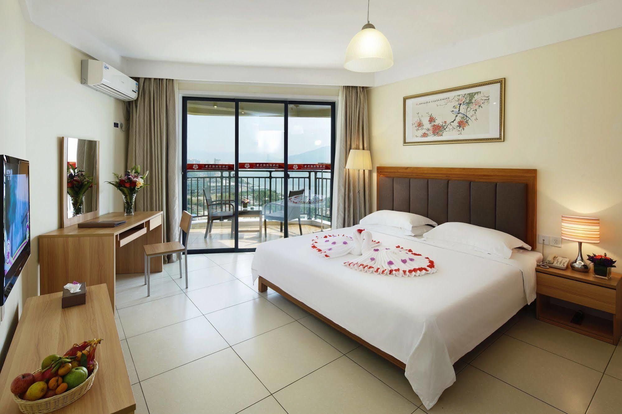 Gentle Grown Sanya Seashore Hotel Exteriör bild